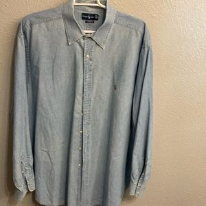 Ralph Lauren, classic fit, distressed light blue denim size 3 XLT